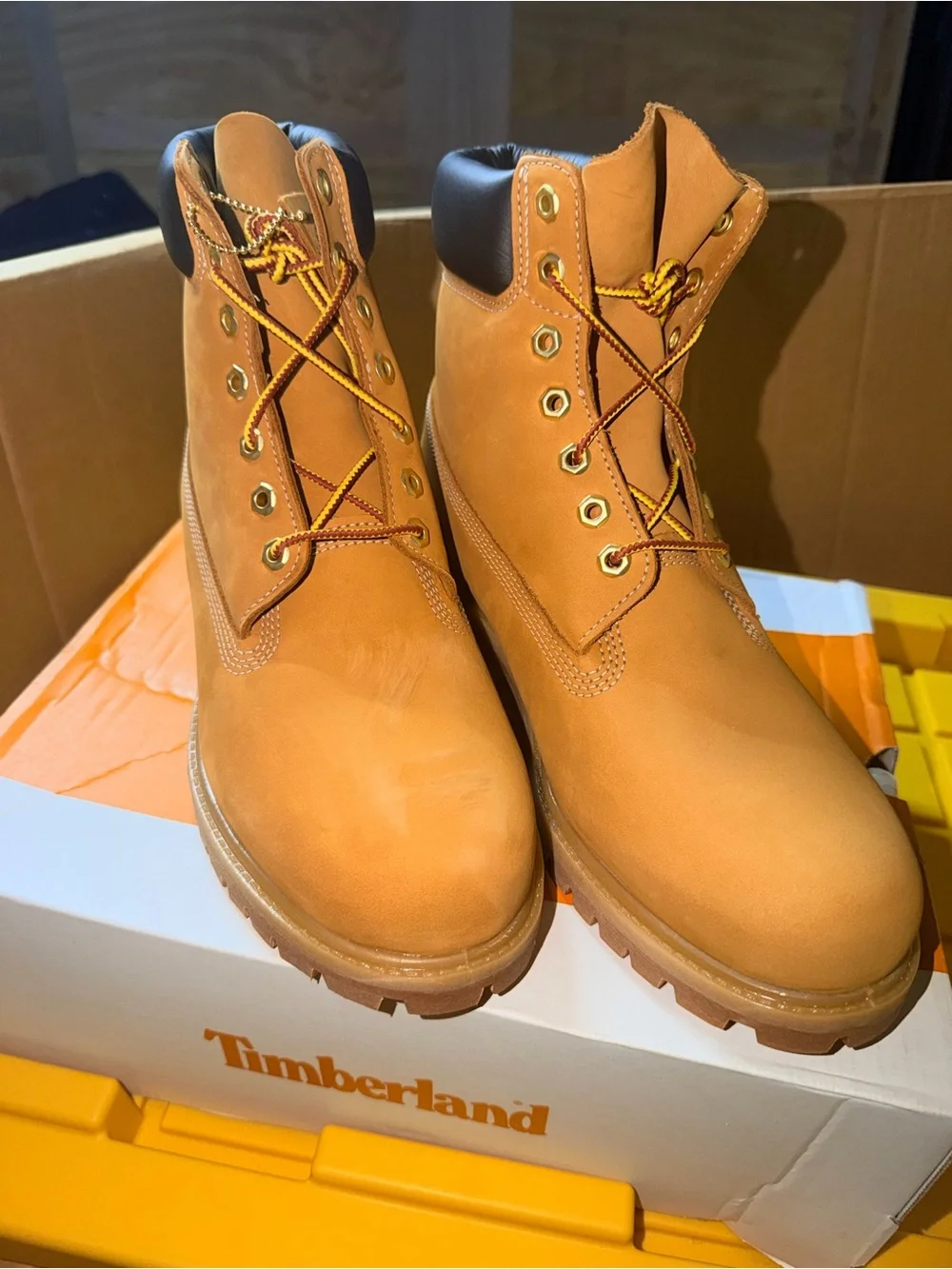 Timberland Premium 6-Inch Waterproof Boots Wheat Nubuck Men’s Size 11